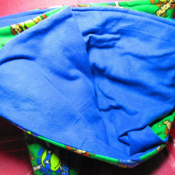 Teenage Mutant Ninja Turtles 86" x 58" Fleece Blanket - Picture 3 of 3